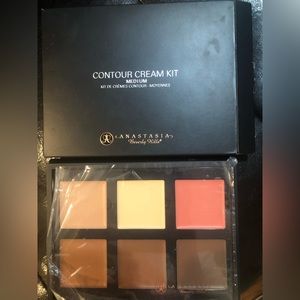 Anastasia cream contour palette